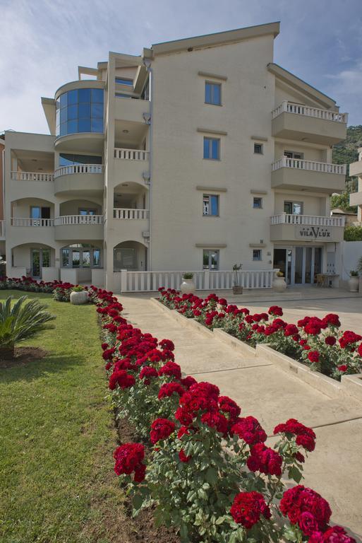 Vila V Lux Apartments Petrovac Buitenkant foto